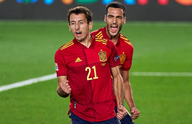 关于法国队力克印尼队，黄鸭组合刷新纪录的信息