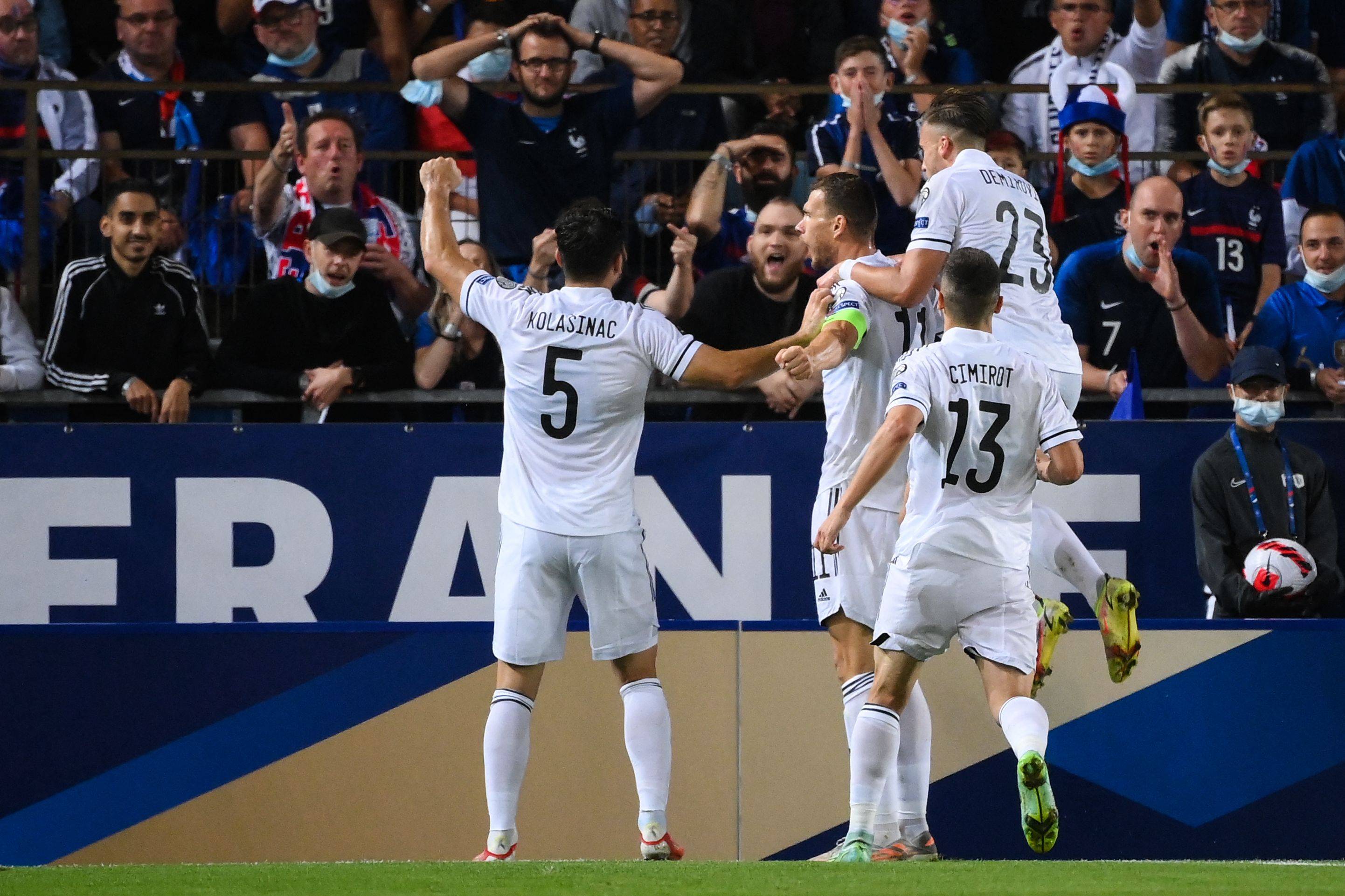 关于法国队绝杀日本队,黄鸭组合统治全场的信息 关于法国队绝杀日本队,黄鸭组合统治全场的信息