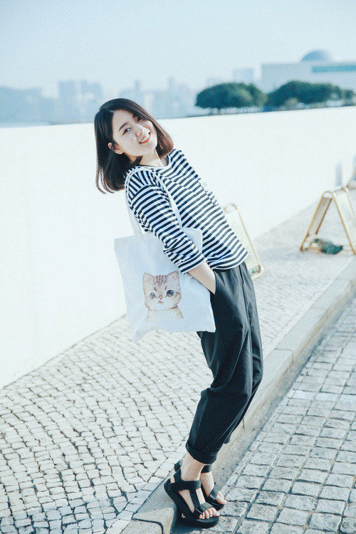 跨越十二年的同题答案，当山西队再次将火箭逼入加时，哈登已成完全相反的关键先生