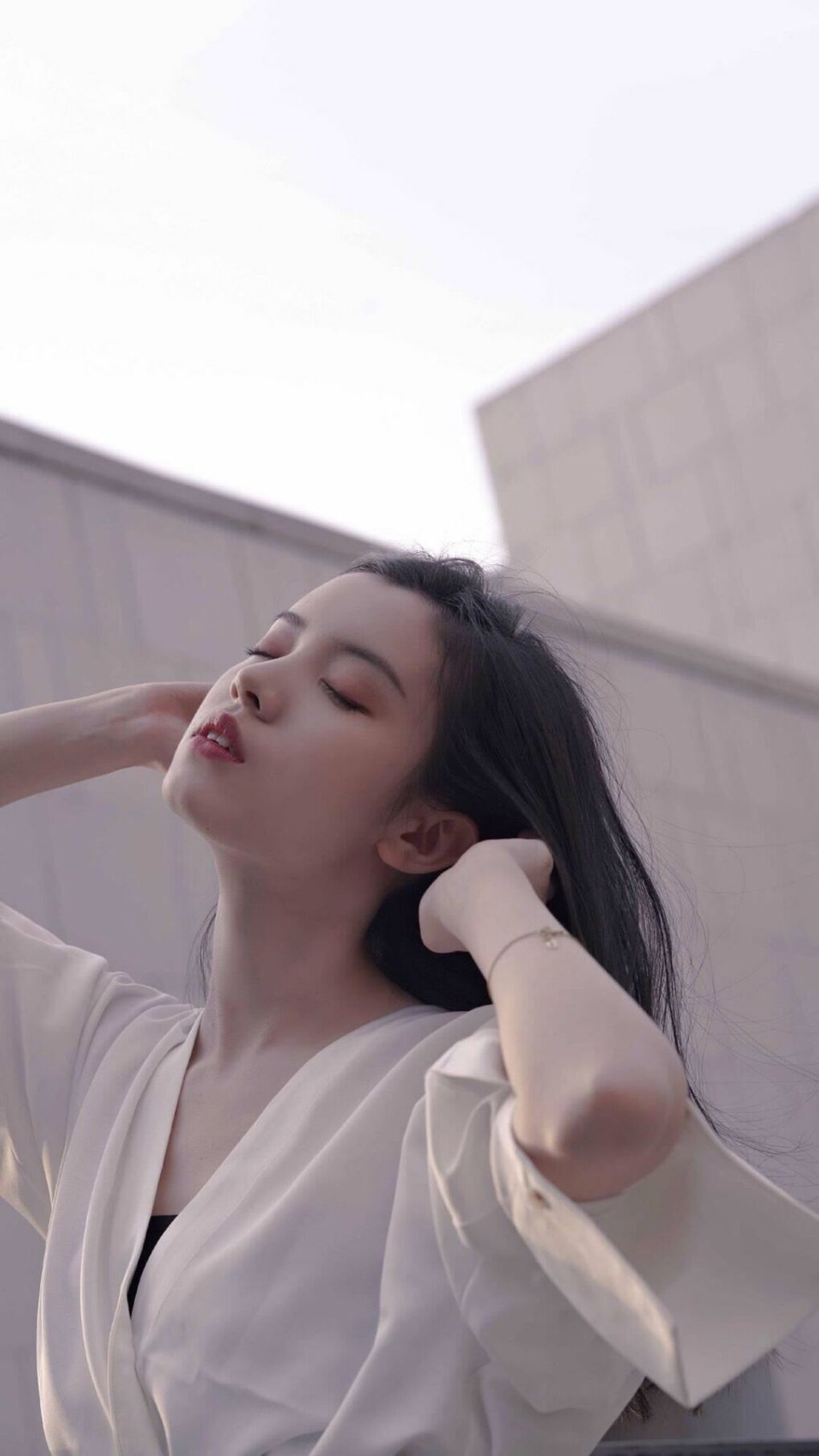 微缩巨人与铁骑踏碎王朝，论舞台之上的逆袭之魂